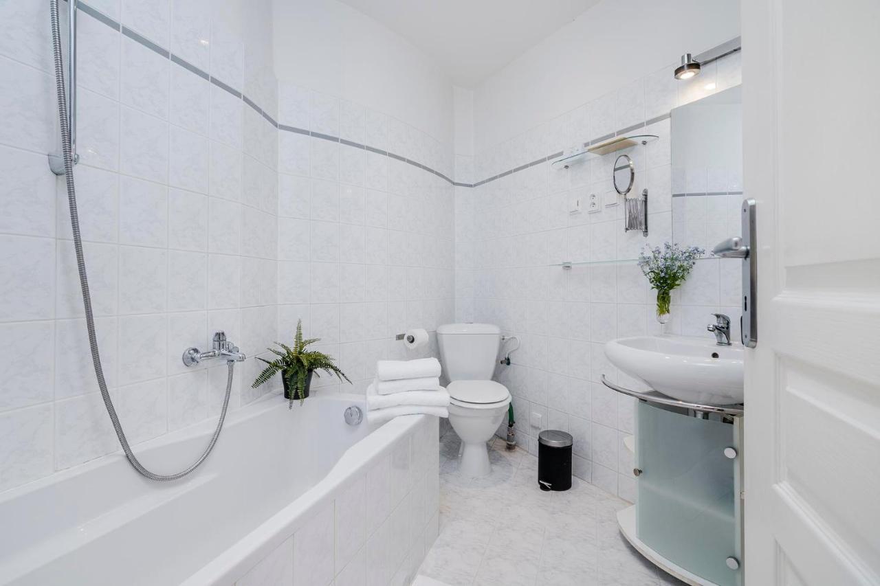 Apt Near Old Town Prague By Michal&Friends Buitenkant foto